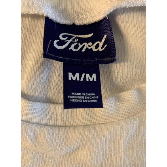 Ford Mustang White Graphic T-shirt Women’s Medium Baby Tee Americana - Picture 3 of 6